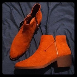 Women's size 11 boots